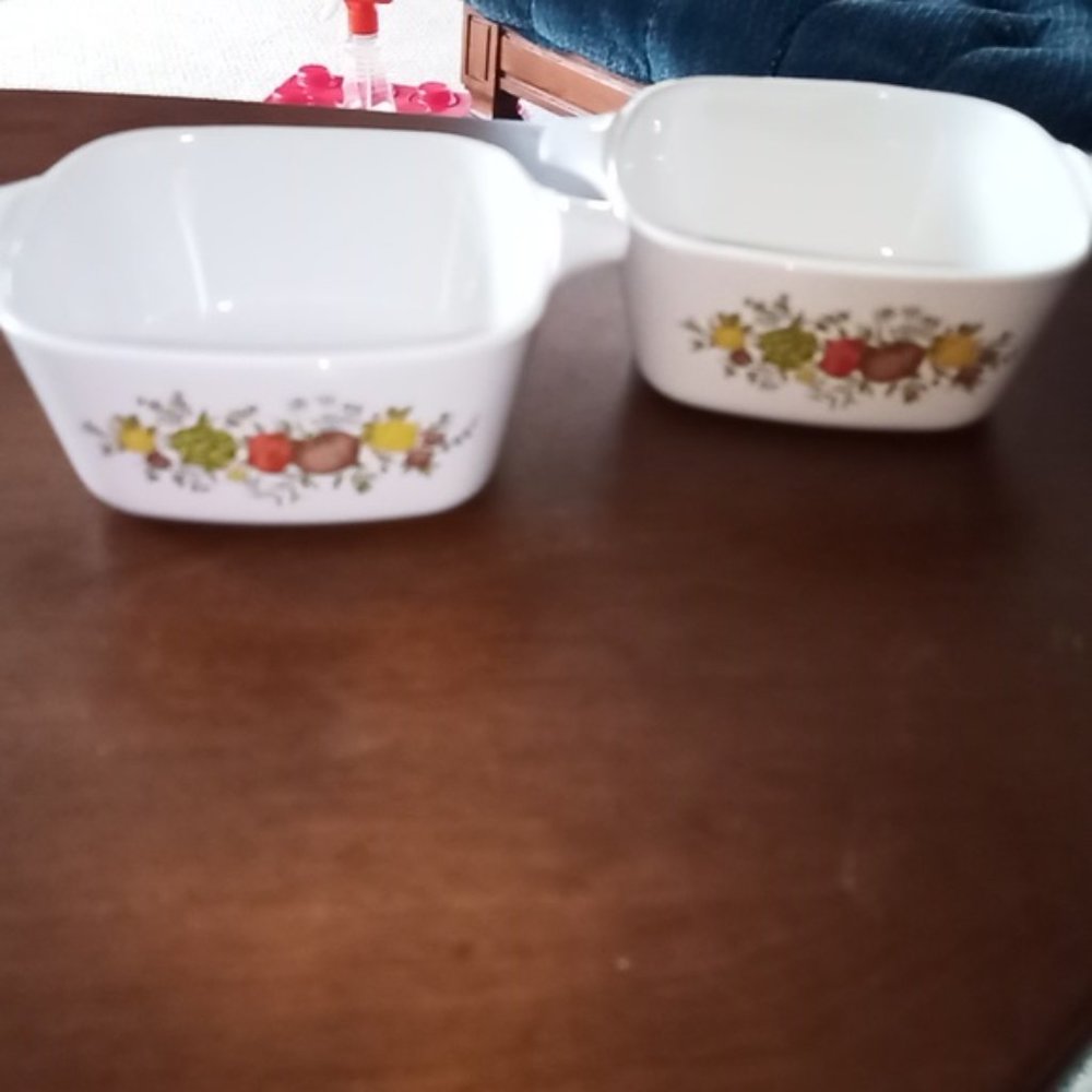 Vintage Corningware Spice of Life Pair of Petit Casserole Baking Pans